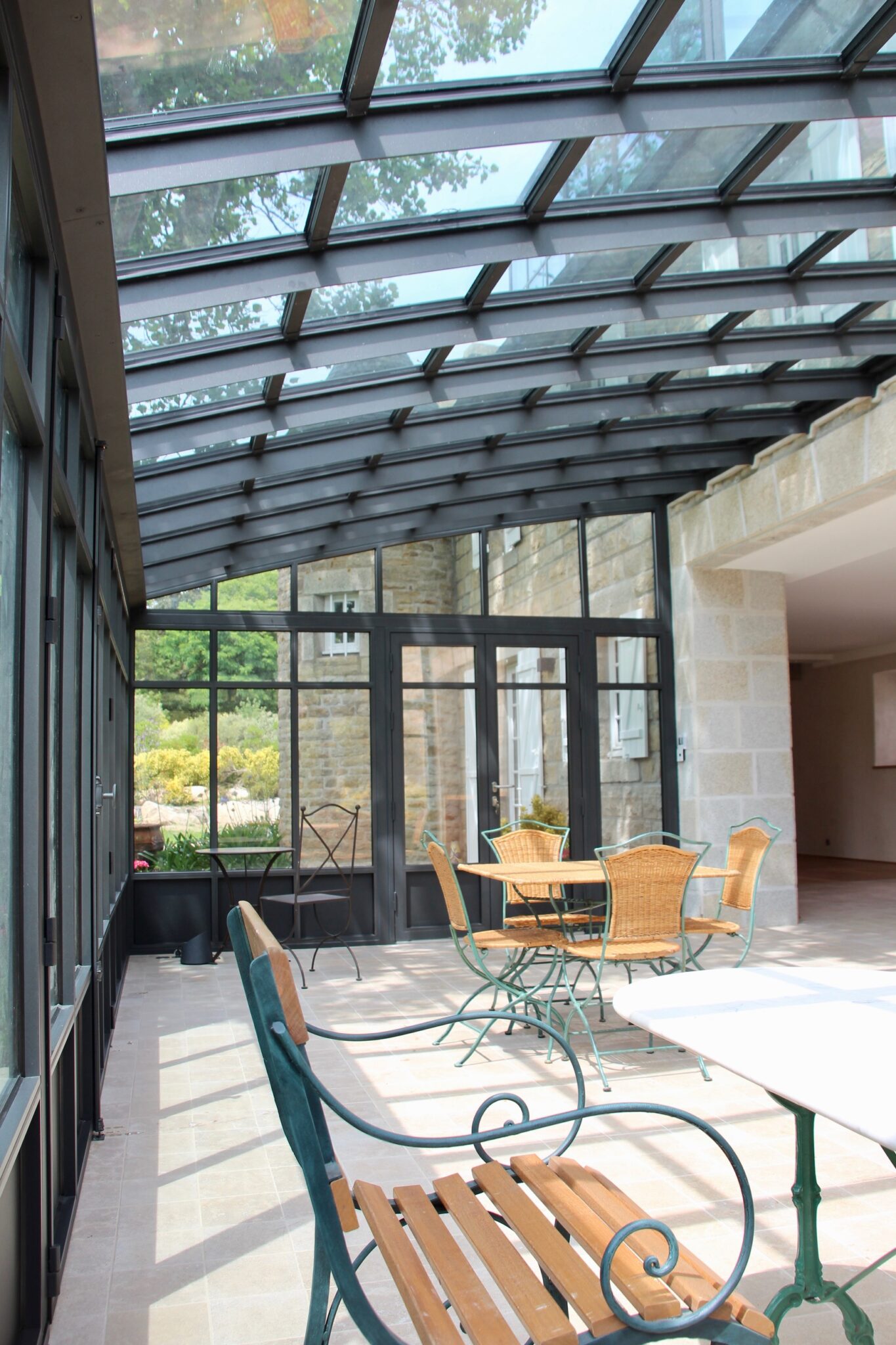 Véranda acier TRÉGUNC – INTÉRIEUR - Métal Design